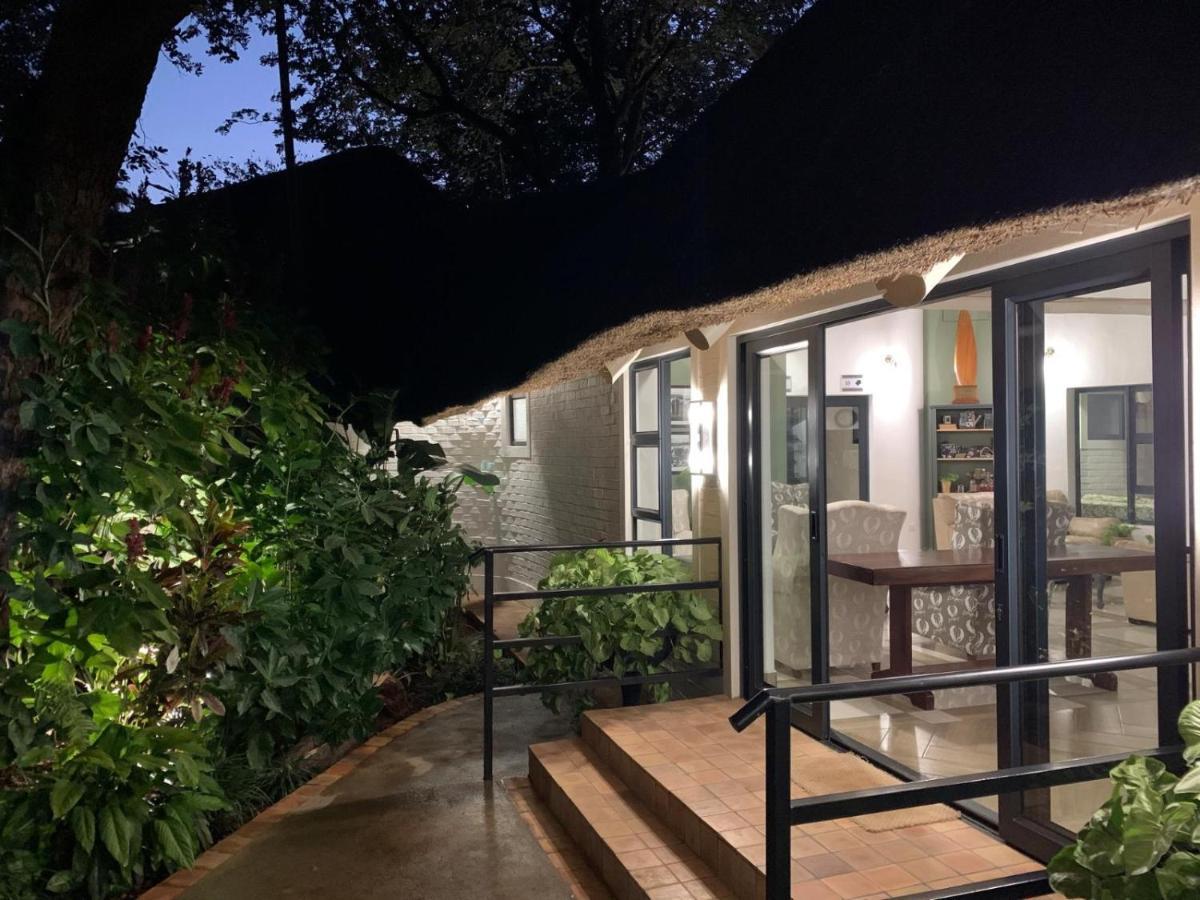 Pamarah Lodge 维多利亚瀑布 外观 照片